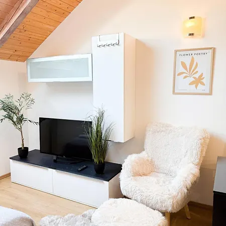 Maisonette General Stefanik * Praha